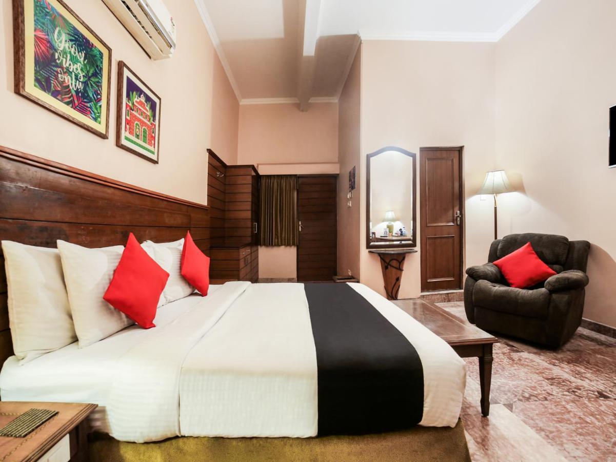 Capital O 10953 Dayal Lodge - A Boutique Hotel Agra  Zewnętrze zdjęcie
