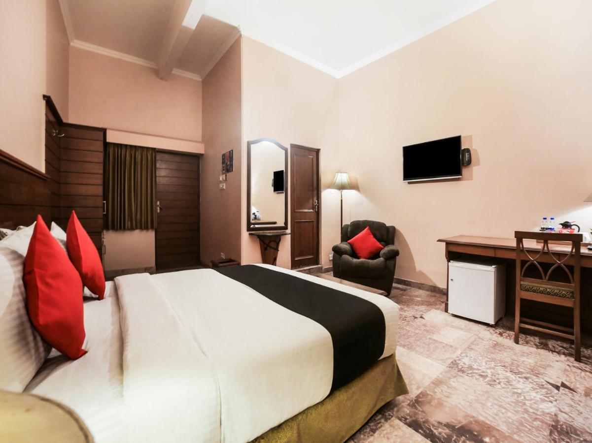 Capital O 10953 Dayal Lodge - A Boutique Hotel Agra  Zewnętrze zdjęcie