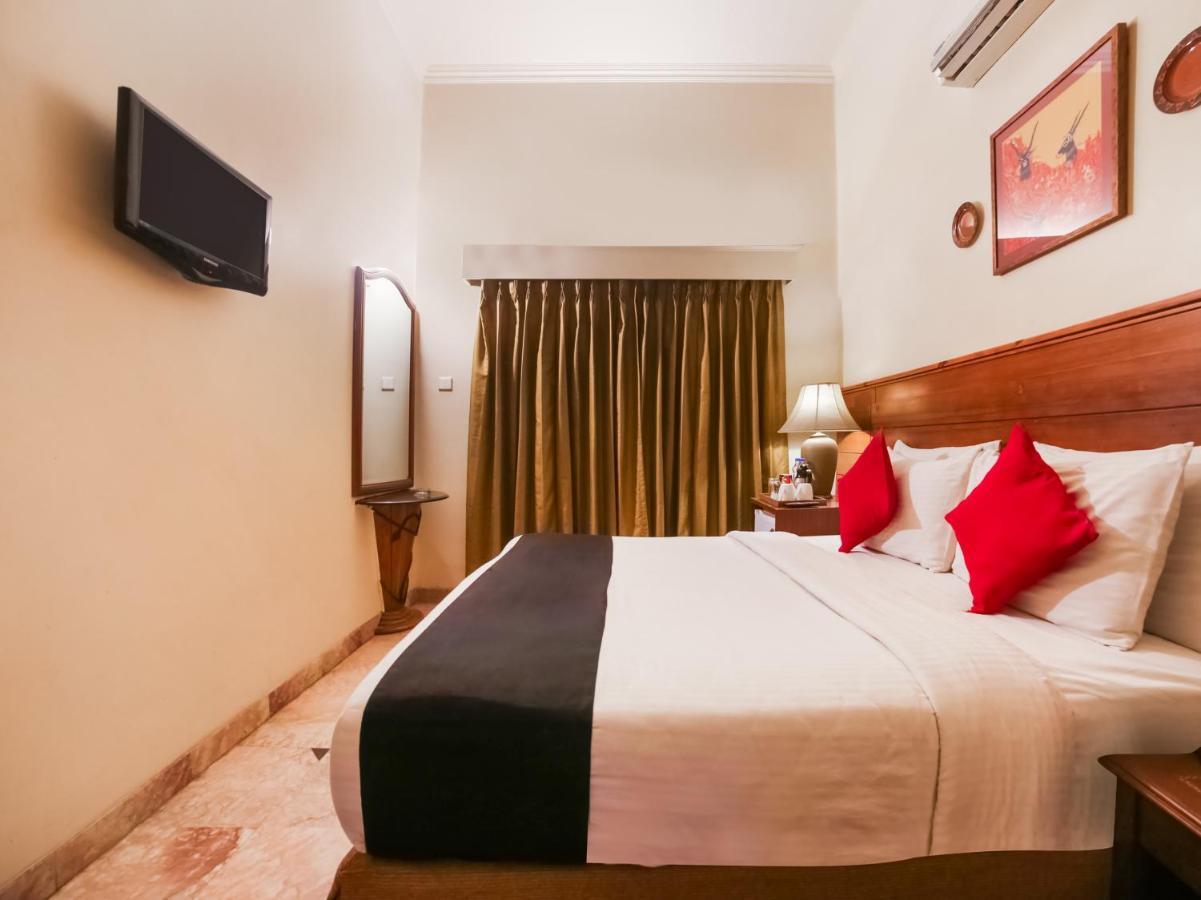 Capital O 10953 Dayal Lodge - A Boutique Hotel Agra  Zewnętrze zdjęcie