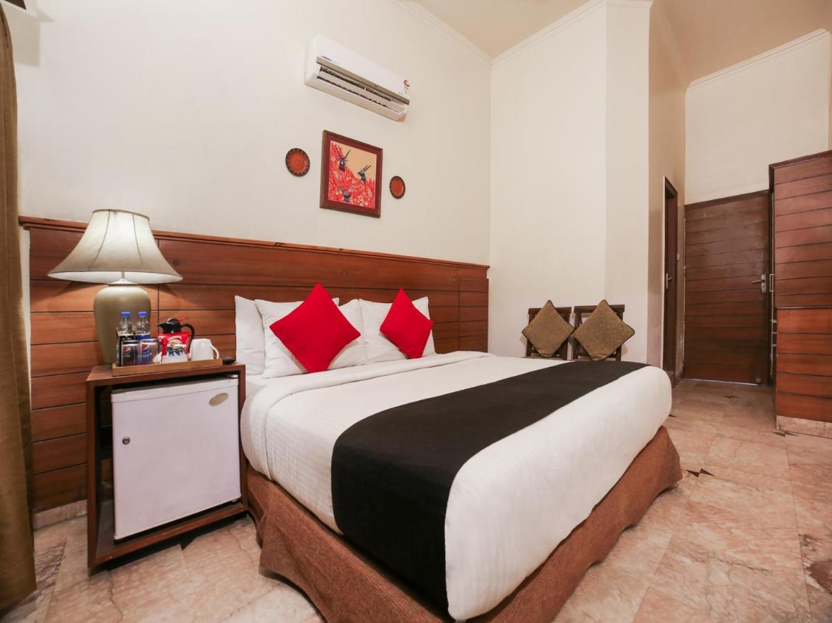 Capital O 10953 Dayal Lodge - A Boutique Hotel Agra  Zewnętrze zdjęcie