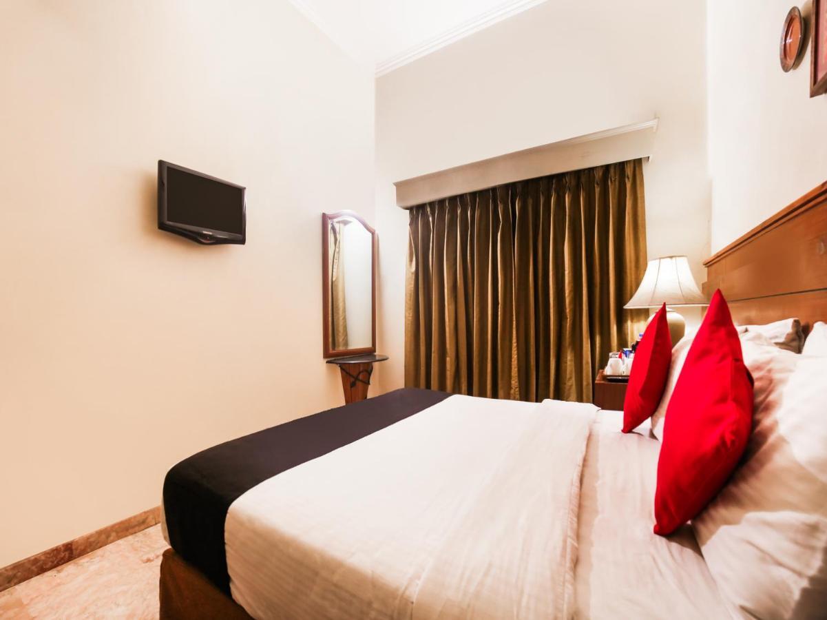 Capital O 10953 Dayal Lodge - A Boutique Hotel Agra  Zewnętrze zdjęcie