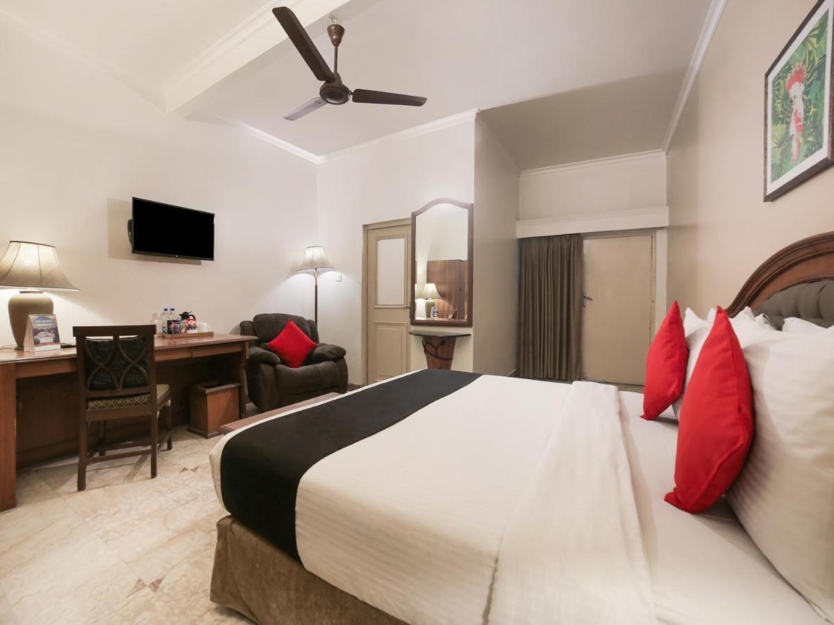 Capital O 10953 Dayal Lodge - A Boutique Hotel Agra  Zewnętrze zdjęcie